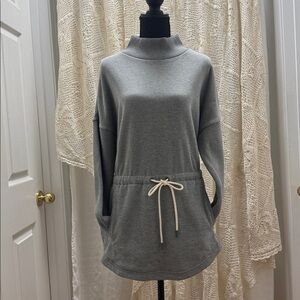 Lou & Grey Gray Fluffy Fleece Top With Waist Drawstring. NWOT